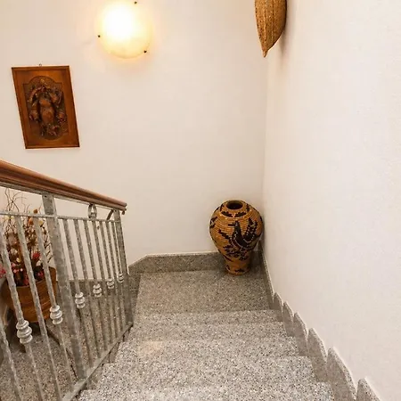 Dom wakacyjny L' Oleandro House - Key To Valledoria (Sardinia)