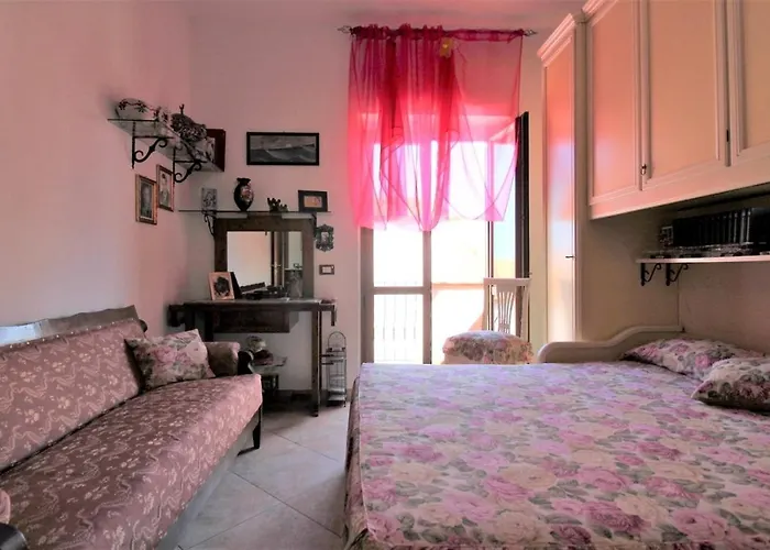 L' Oleandro House - Key To Valledoria (Sardinia)