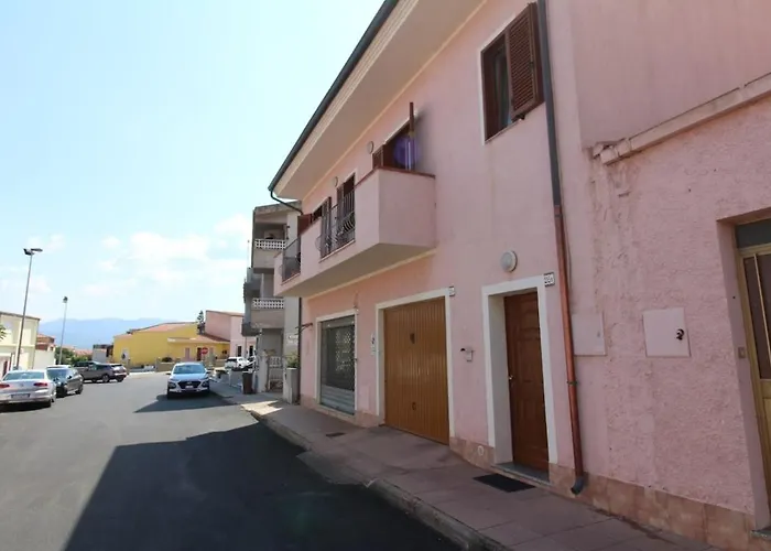 L' Oleandro House - Key To Nyaraló